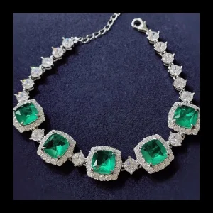 High Jewelry with Cotton Vitreous Emerald High Carbon Diamond Bracelet